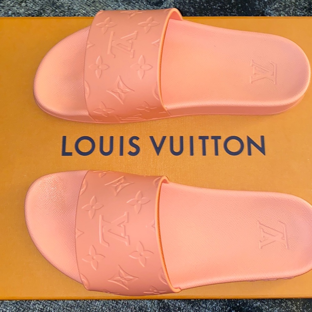 Louis Vuitton Waterfront Mule
